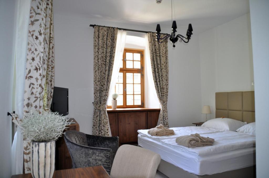 Lambergh Chateau & Hotel Dvorska Vas Quarto foto