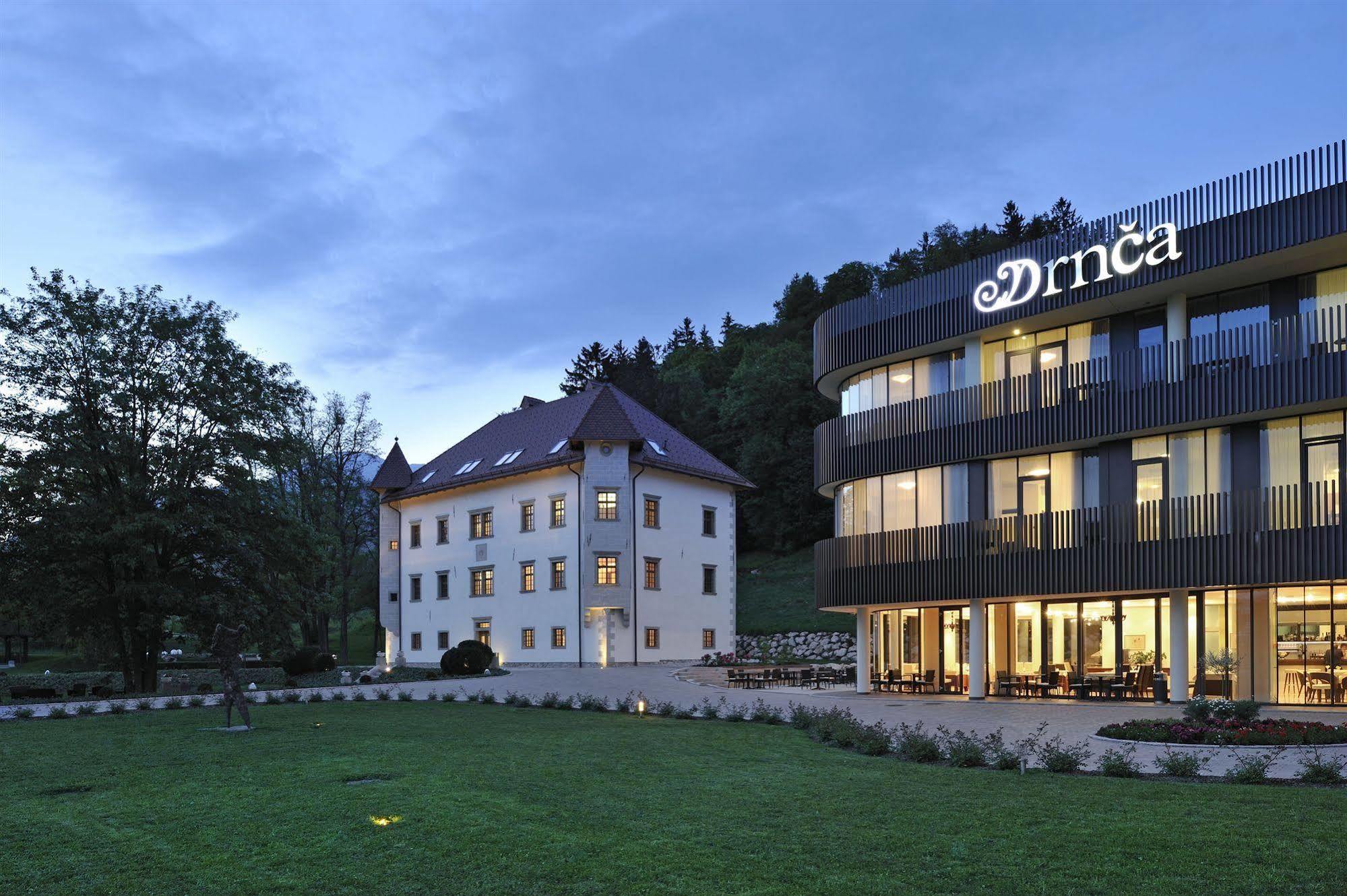 Lambergh Chateau & Hotel Dvorska Vas Exterior foto