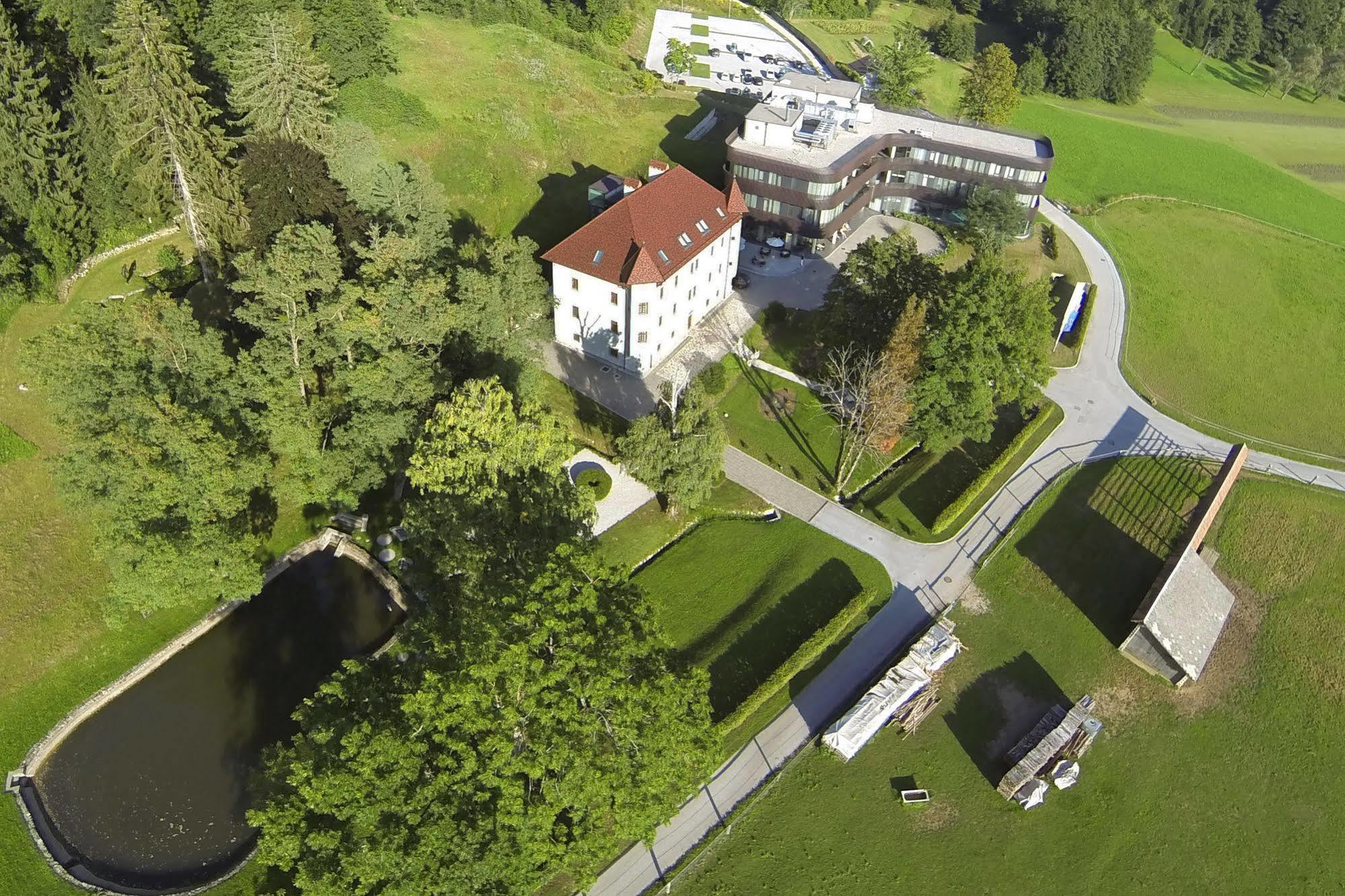 Lambergh Chateau & Hotel Dvorska Vas Exterior foto